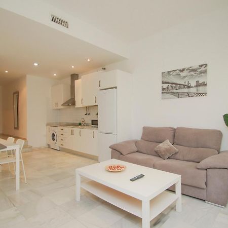 Lovely Apt In The City Center - 15M Walk Giralda Siviglia Esterno foto
