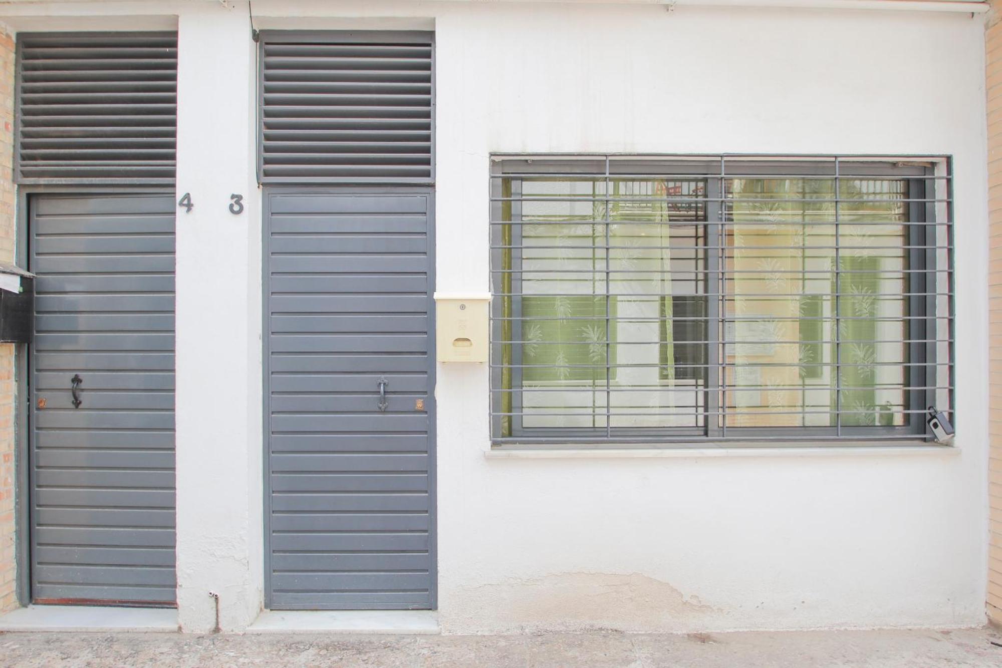 Lovely Apt In The City Center - 15M Walk Giralda Siviglia Esterno foto